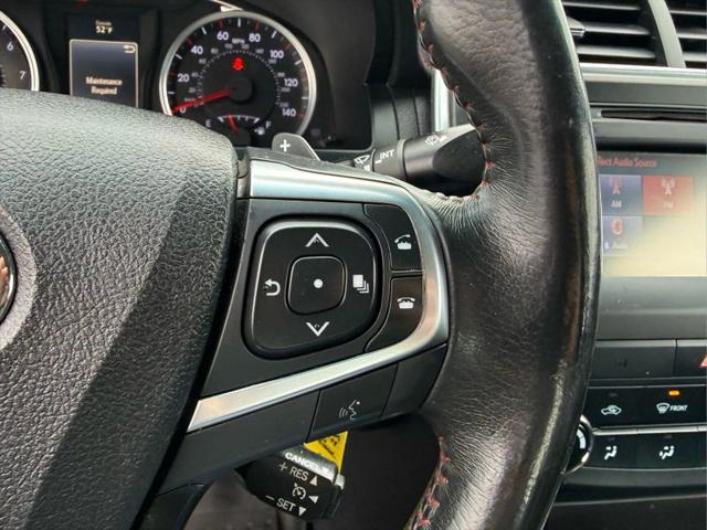 2017 Toyota Camry SE