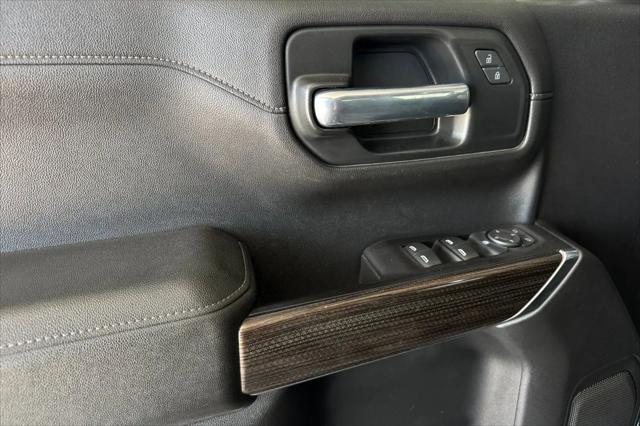 2020 Chevrolet Silverado 1500 4WD Crew Cab Short Bed RST