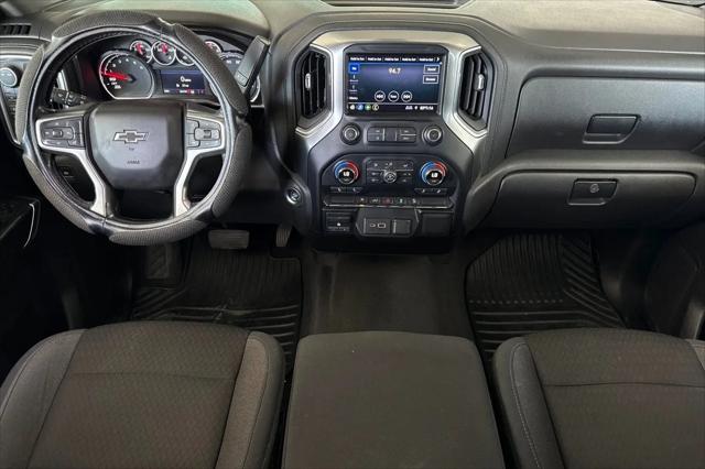 2020 Chevrolet Silverado 1500 4WD Crew Cab Short Bed RST