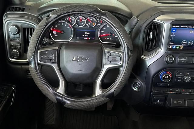 2020 Chevrolet Silverado 1500 4WD Crew Cab Short Bed RST