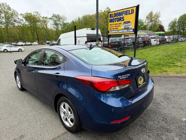 2015 Hyundai Elantra SE