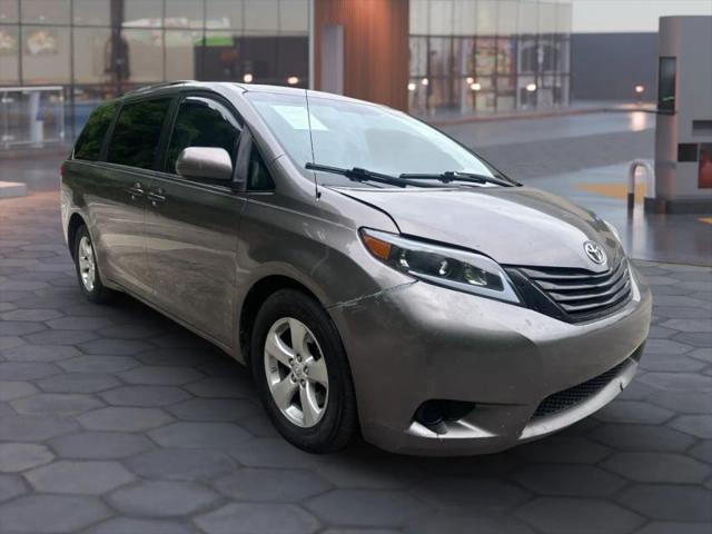 2014 Toyota Sienna LE V6 7 Passenger Mobility