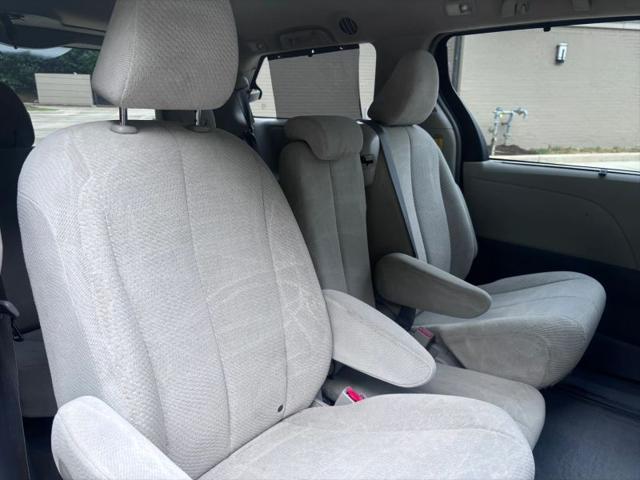 2014 Toyota Sienna LE V6 7 Passenger Mobility