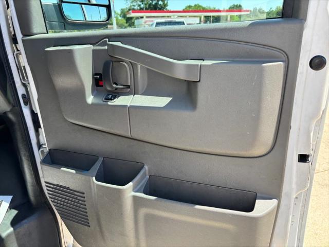 2020 Chevrolet Express Cargo Van RWD 3500 Extended Wheelbase WT