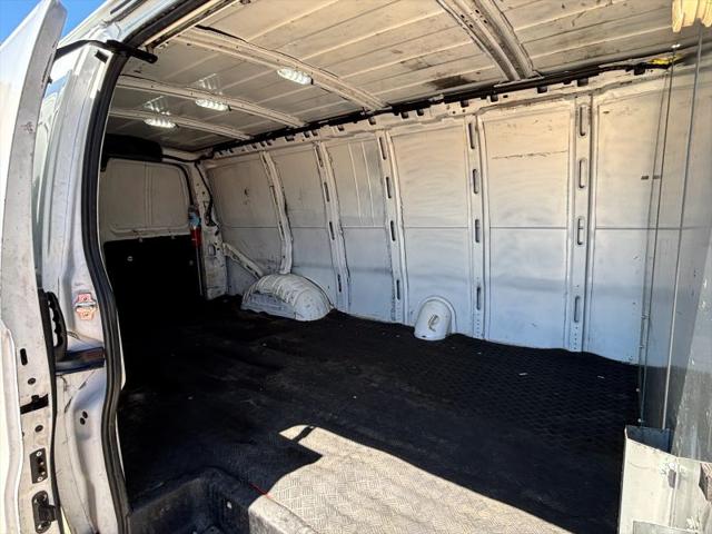 2020 Chevrolet Express Cargo Van RWD 3500 Extended Wheelbase WT