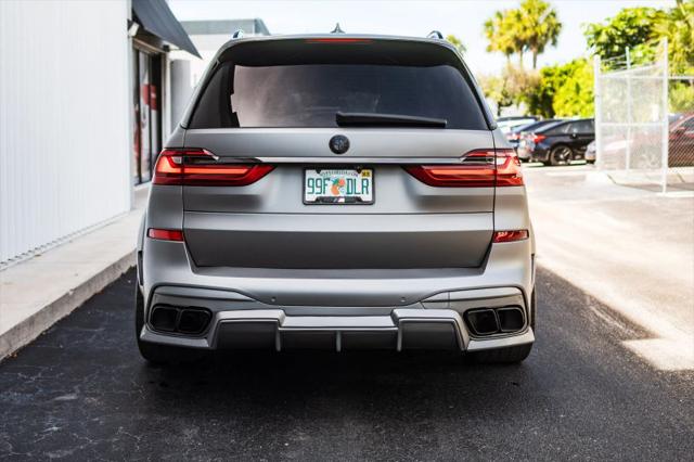 2022 BMW X7 M50i
