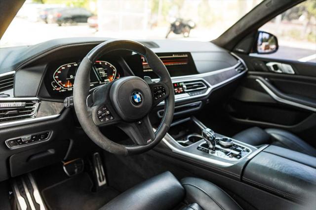 2022 BMW X7 M50i