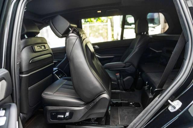 2022 BMW X7 M50i