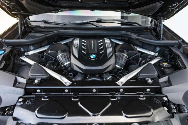 2022 BMW X7 M50i