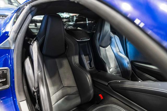 2025 Chevrolet Corvette Stingray RWD Coupe 2LT