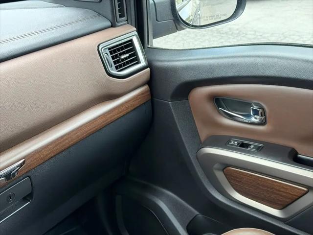 2020 Nissan Titan Crew Cab Platinum Reserve 4x4