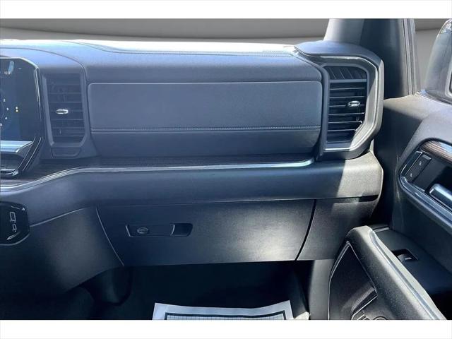 2024 Chevrolet Silverado 1500 4WD Crew Cab Short Bed RST