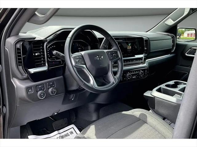 2026 Chevrolet Silverado 1500 4WD Crew Cab Short Bed RST