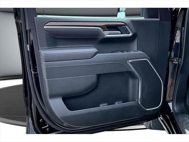 2026 Chevrolet Silverado 1500 4WD Crew Cab Short Bed RST
