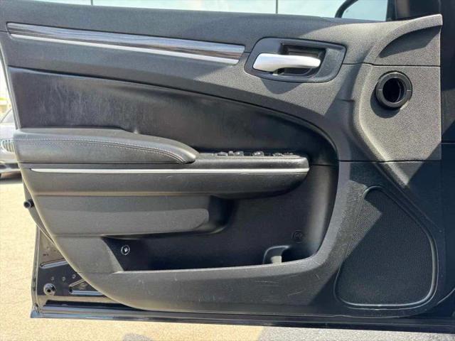 2020 Chrysler 300 Touring