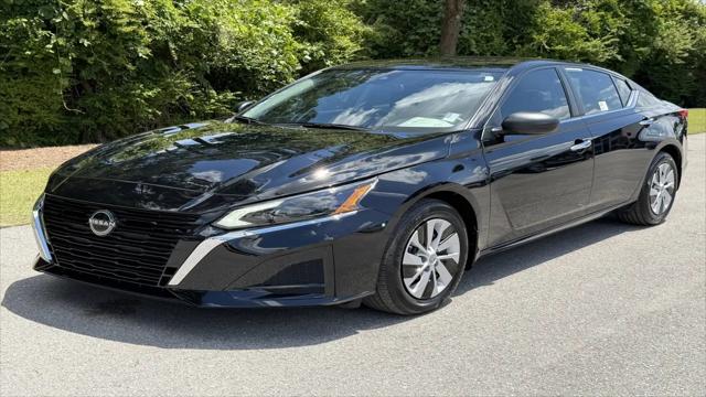 2025 Nissan Altima S FWD