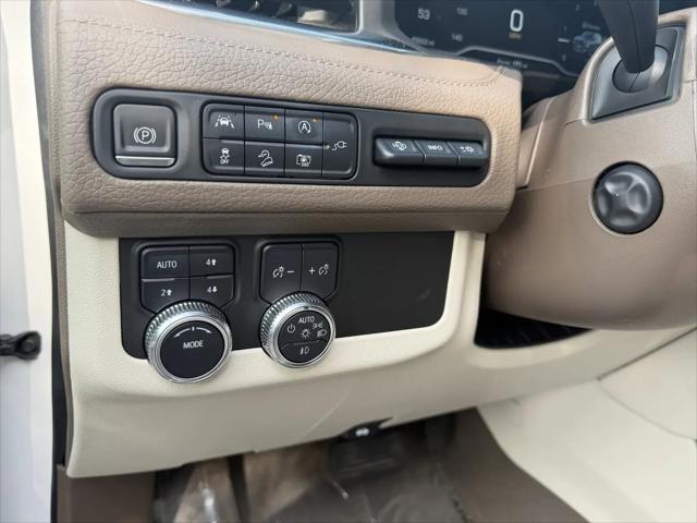 2022 GMC Yukon 4WD Denali