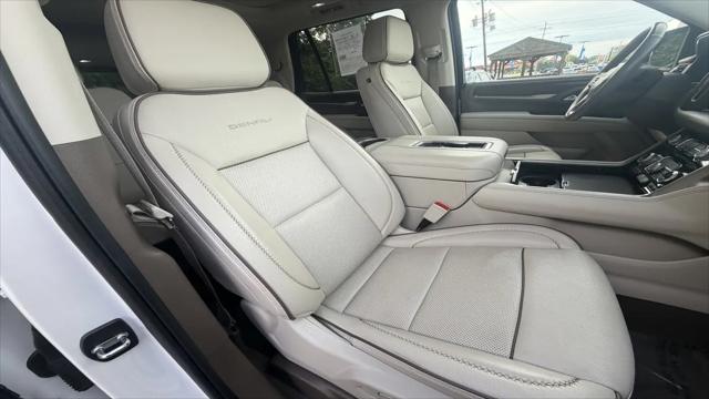 2022 GMC Yukon 4WD Denali