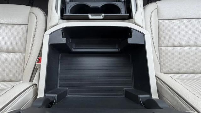 2022 GMC Yukon 4WD Denali