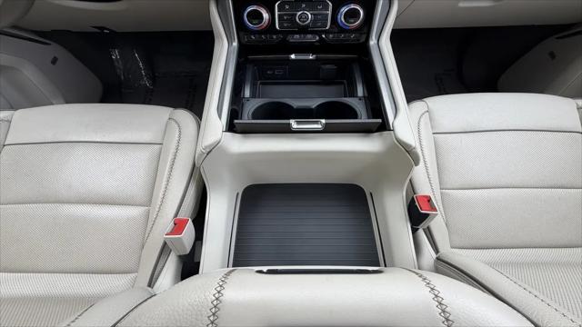 2022 GMC Yukon 4WD Denali