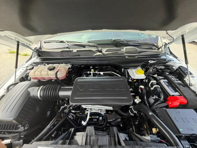 2025 Ram 1500 Tradesman Quad Cab 4x2 6'4" Box