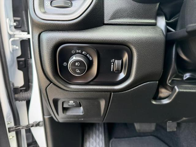 2025 Ram 1500 Tradesman Quad Cab 4x2 6'4" Box