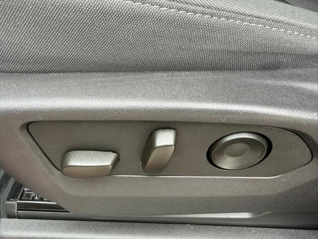 2024 Chevrolet Silverado 1500 2WD Crew Cab Short Bed Custom