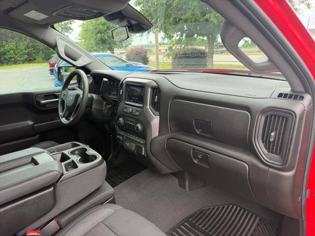 2024 Chevrolet Silverado 1500 2WD Crew Cab Short Bed Custom
