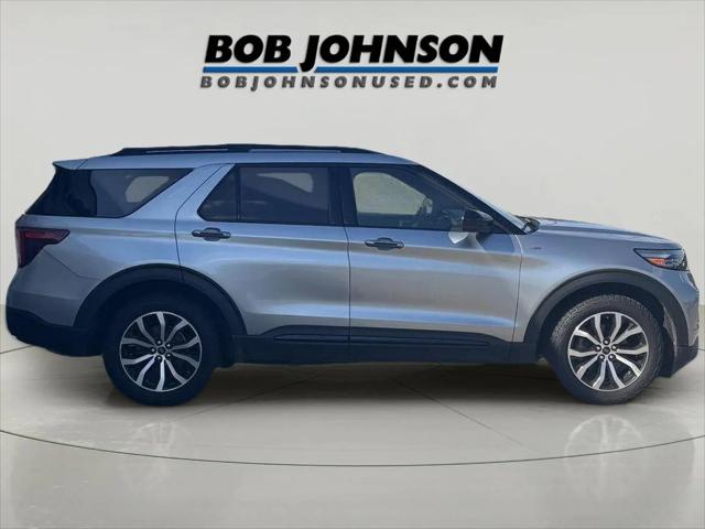2022 Ford Explorer ST-Line