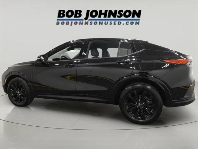 2024 Buick NV Sport Touring FWD