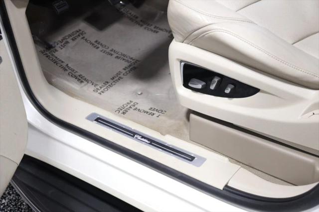 2015 Cadillac Escalade Luxury