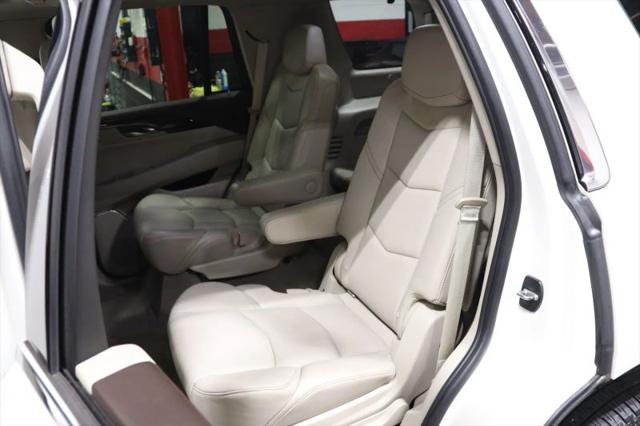2015 Cadillac Escalade Luxury