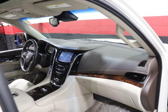 2015 Cadillac Escalade Luxury