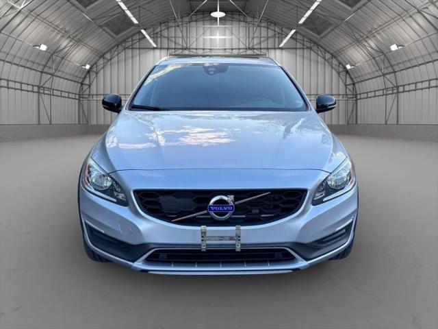 2015 Volvo V60 Cross Country T5