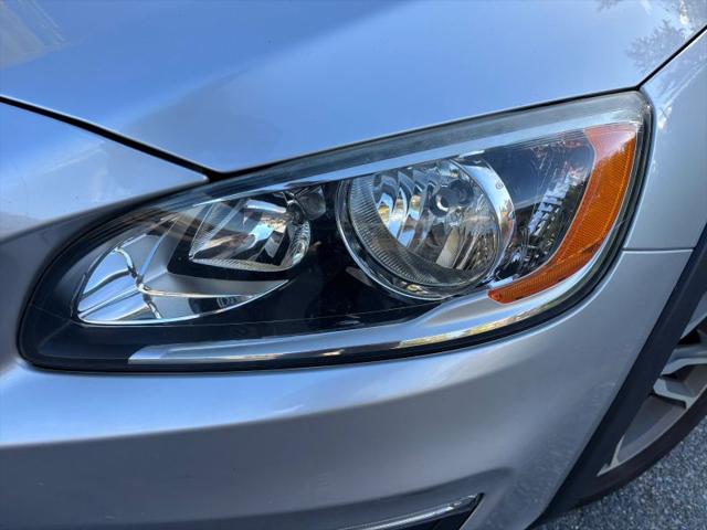2015 Volvo V60 Cross Country T5
