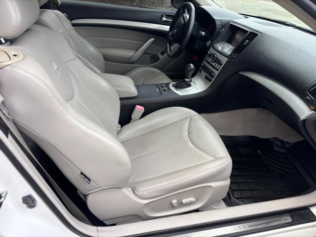 2009 INFINITI G37 Journey