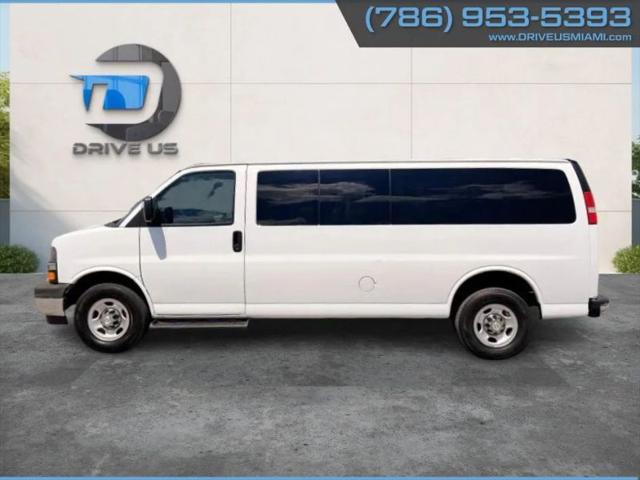 2020 Chevrolet Express Passenger RWD 3500 Extended Wheelbase LT