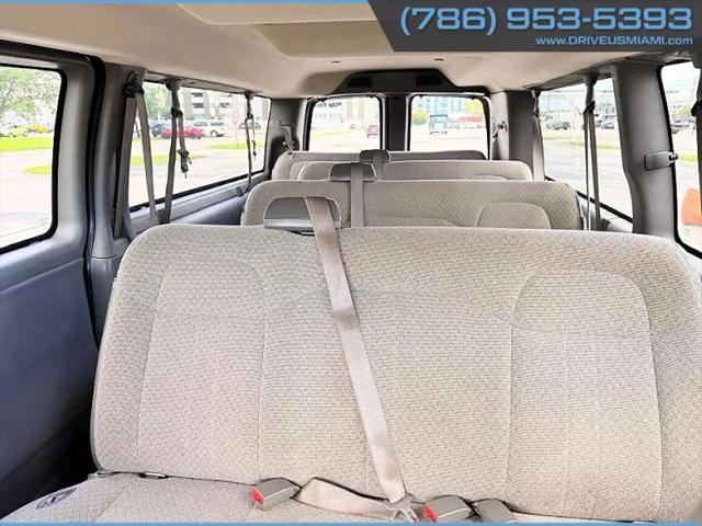 2020 Chevrolet Express Passenger RWD 3500 Extended Wheelbase LT
