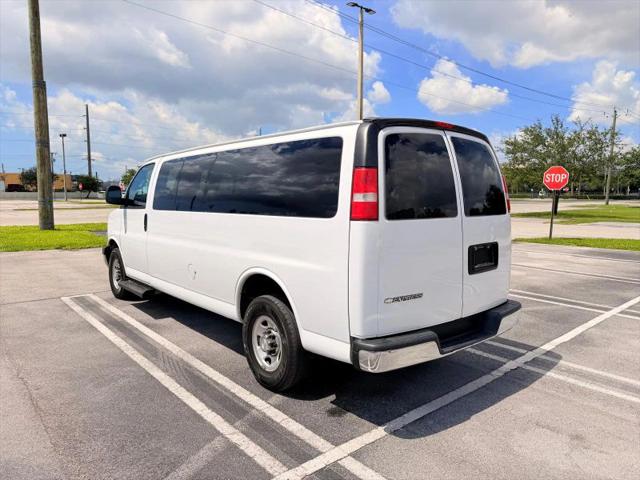 2020 Chevrolet Express Passenger RWD 3500 Extended Wheelbase LT