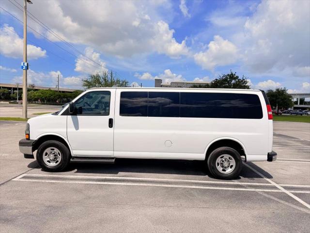 2020 Chevrolet Express Passenger RWD 3500 Extended Wheelbase LT