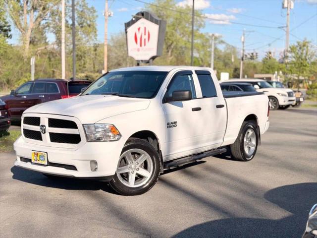 2018 Ram 1500 Express Quad Cab 4x4 6'4" Box