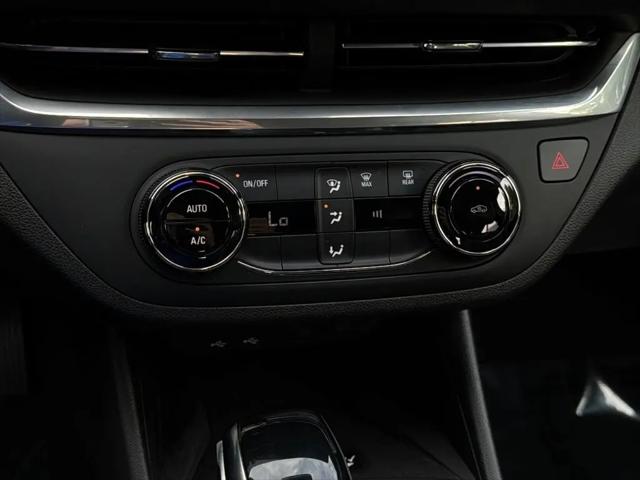 2024 Buick NV Preferred FWD
