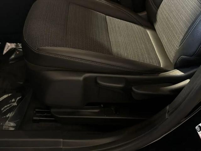 2025 Buick NV Preferred FWD