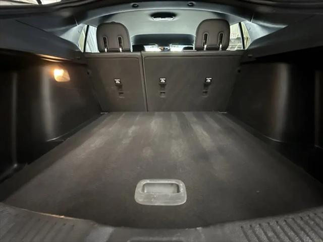 2025 Buick NV Preferred FWD