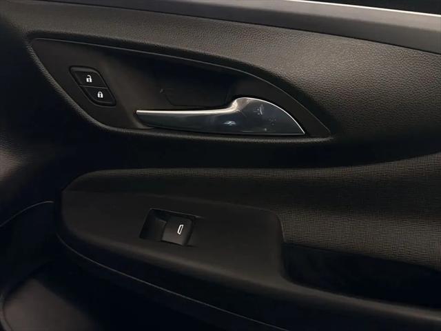2025 Buick NV Preferred FWD