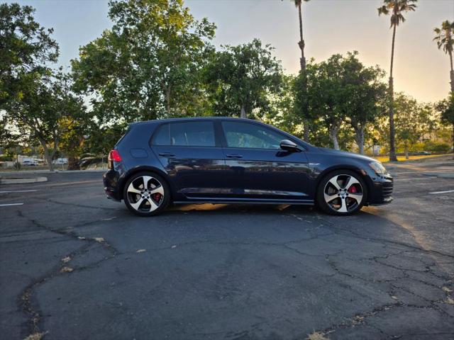 2017 Volkswagen Golf GTI Sport 4-Door