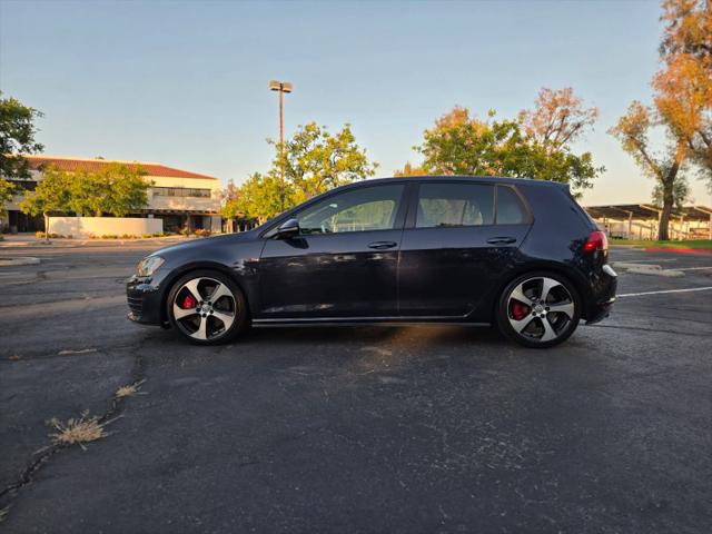 2017 Volkswagen Golf GTI Sport 4-Door