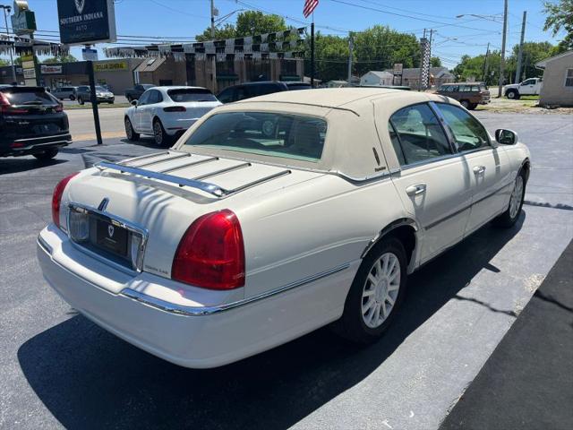 2007 Lincoln Town Car Signature