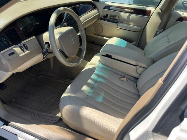 2007 Lincoln Town Car Signature
