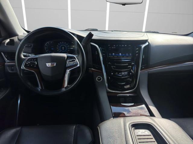 2019 Cadillac Escalade Luxury